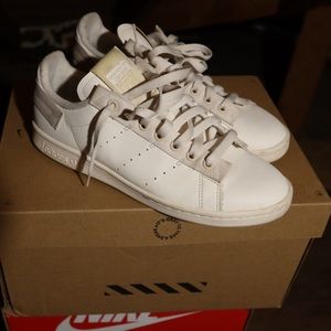 adidas Stan Smith Parley
Off White